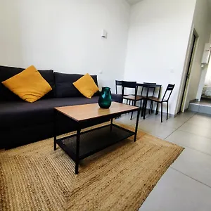 https://appartement-t2-69200.hotels-rhonealpes.com